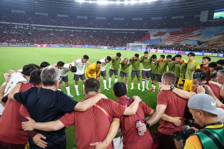 全运会笼式足球激战正酣 群体司领导赴赛区观战