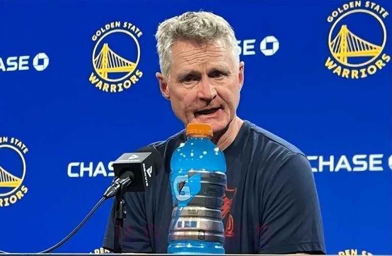 科尔发布会爽了!爆赞替补双核,为11胜4负开心,大谈阵容厚度! 科尔发布会爽了!爆赞替补双核,为11胜4负开心,大谈阵容厚度!